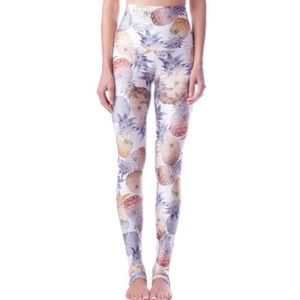 Emily Hsu Designs Pineapple Legging Size M!
